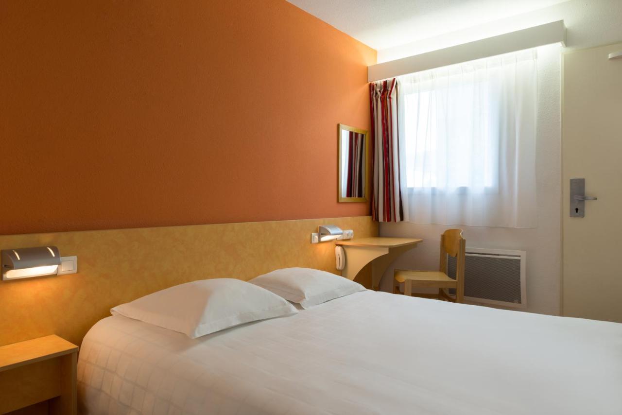 The Originals Access, Hotel Saint-Flour Kültér fotó